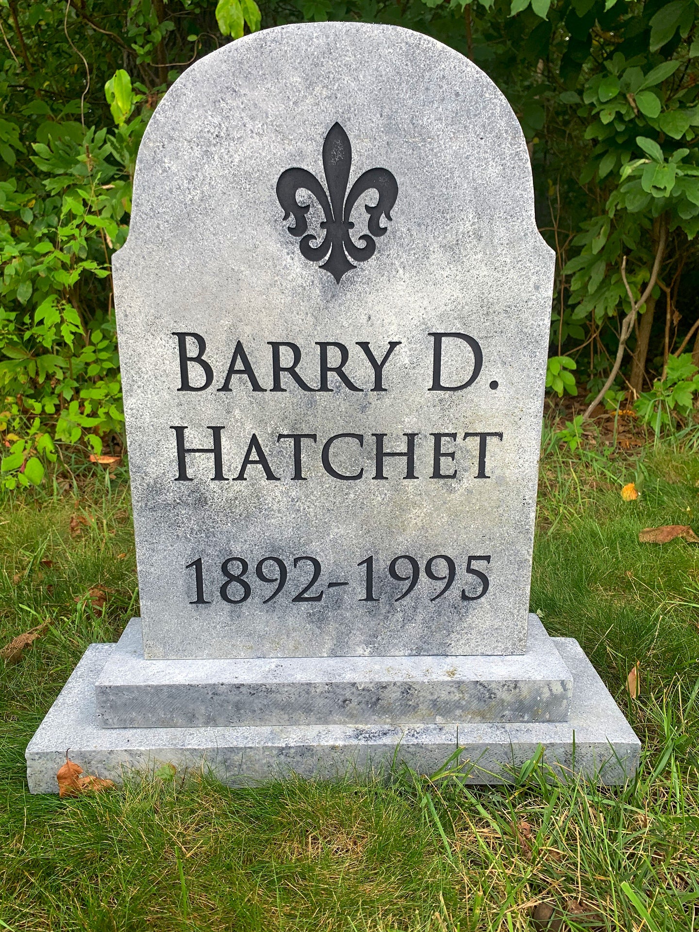 Barry D. Hatchet Comical Tombstone